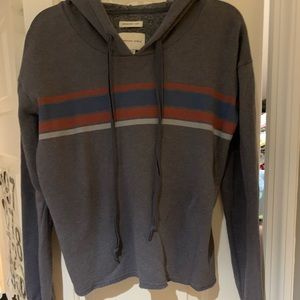 American Eagle slightly cropped hoodie